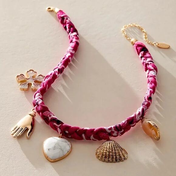 Free People NWT Arianna Ost Sky Charm Necklace Pink Bandana Seashell Viral - Picture 1 of 3